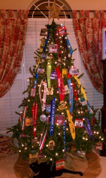 race medal christmas tree