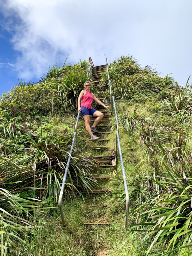 hiking stairway to heaven Oahu legally | Life Lately: September 2019