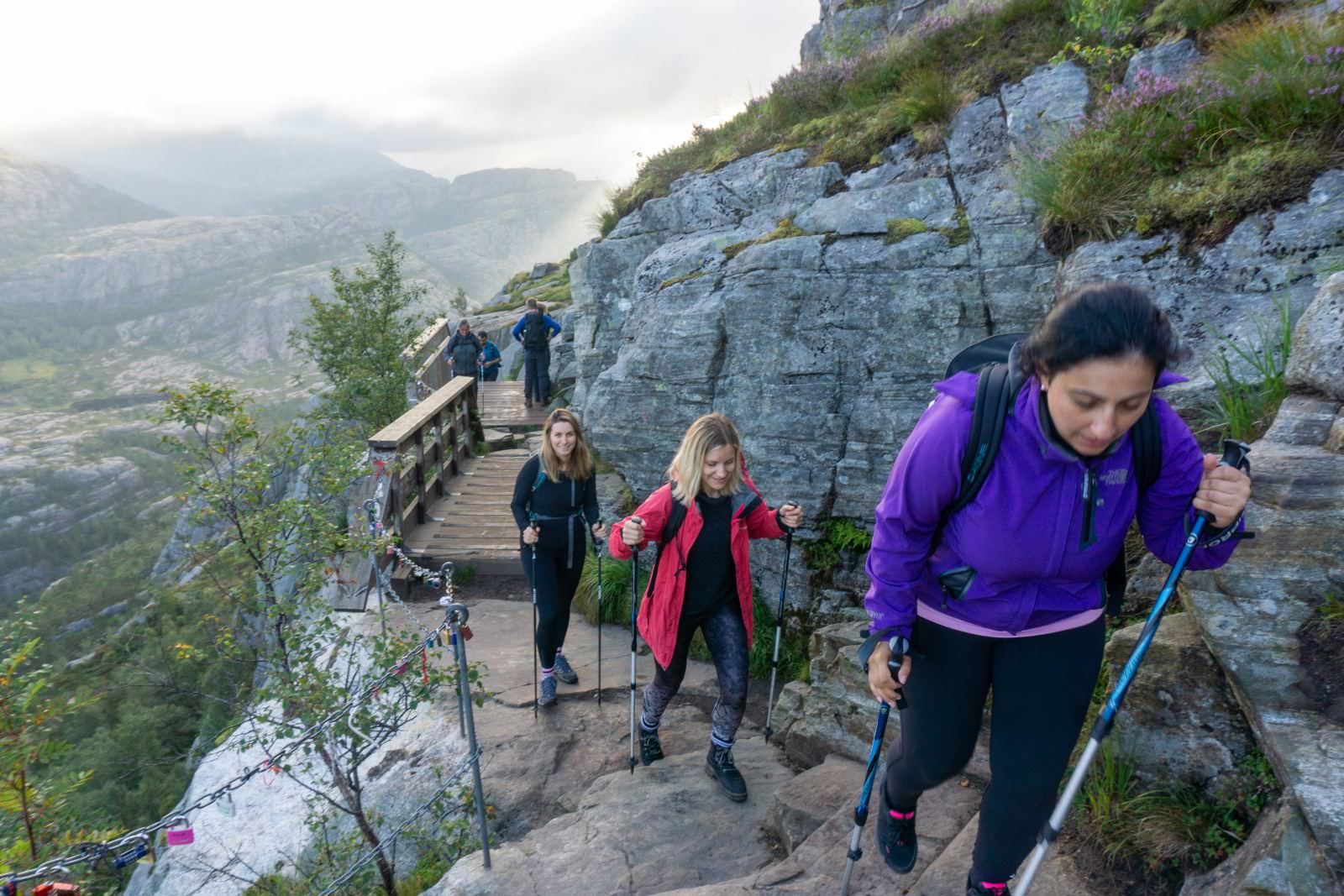 How to See Preikestolen Without the Crowds
